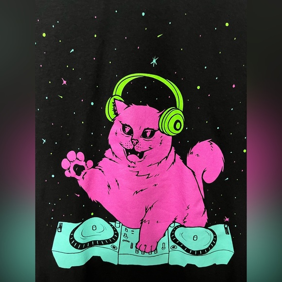 Cat TShirts Women Men Original Design DJ Space Cat Ltd Print W/ Sticker S-XL - Picture 2 of 16